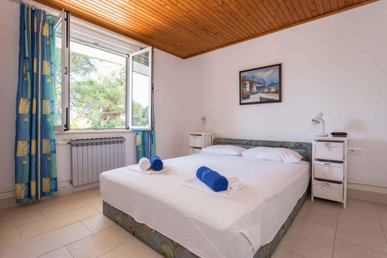 Mali Losinj Apartment 8 Exteriör bild