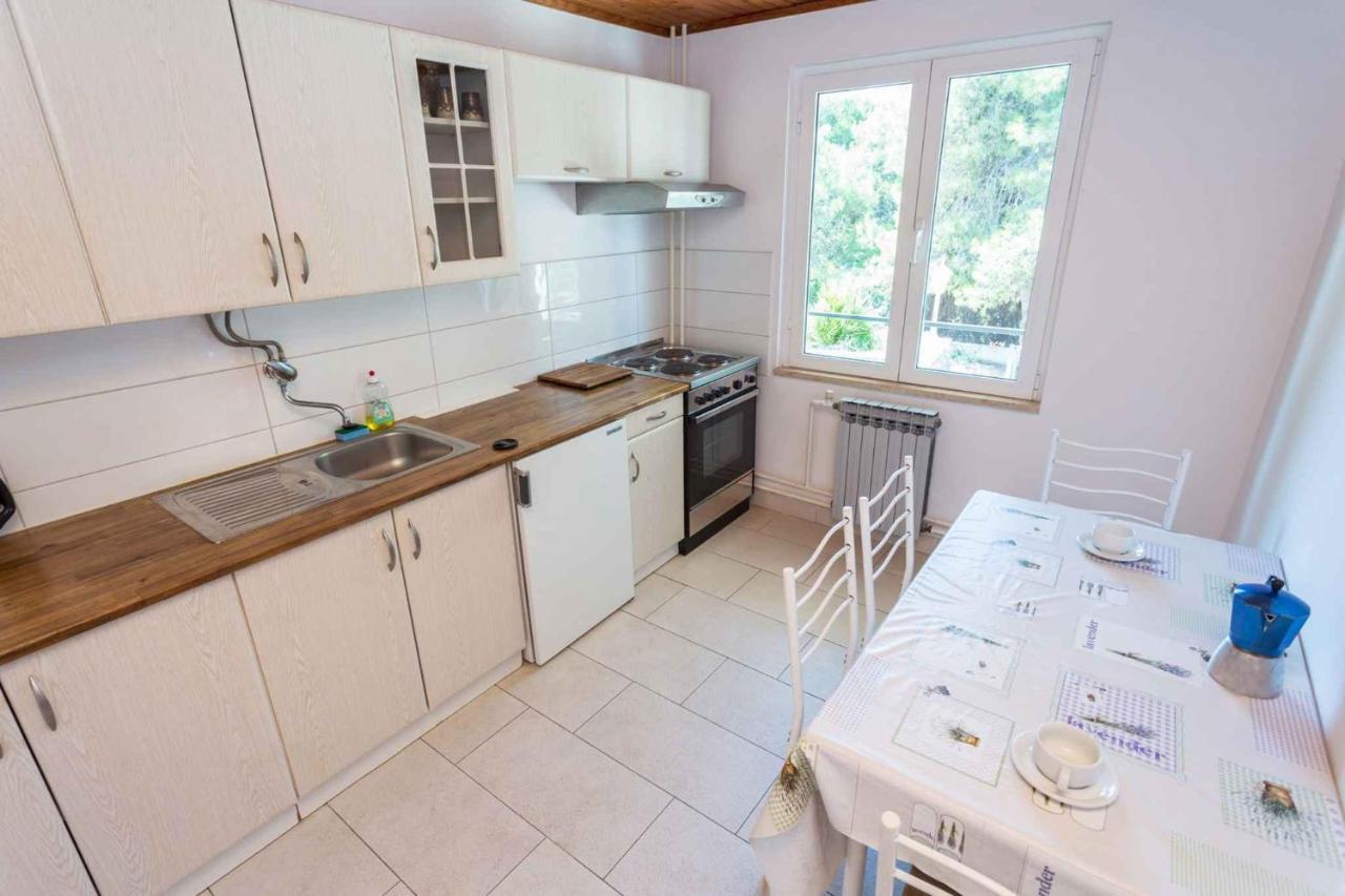 Mali Losinj Apartment 8 Exteriör bild